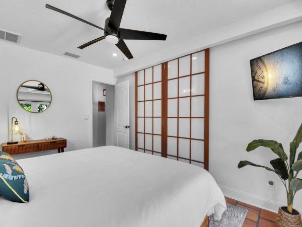 Naples Vacation Home With Private Pool Short Walk To Beach